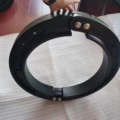 285/60R18 335/80R20 타이어 미군은 무장한 전용차량을 위한 평판 삽입체를 운영합니다