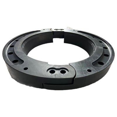 보편적 크기 미군은 무장한 전투용 차량을 위한 평판 삽입체 런플랫 시스템을 운영합니다