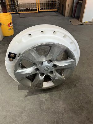 안전을 운영하는 고분자 운영된 응급 상황 펑크 난 타이어 삽입물 차량은 평평한 장치를 운영합니다