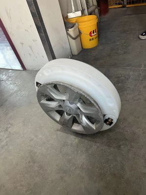 안전을 운영하는 고분자 운영된 응급 상황 펑크 난 타이어 삽입물 차량은 평평한 장치를 운영합니다